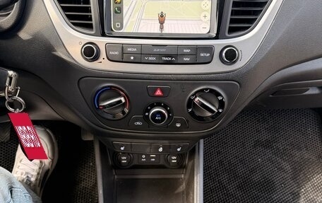 Hyundai Solaris II рестайлинг, 2017 год, 1 050 000 рублей, 17 фотография