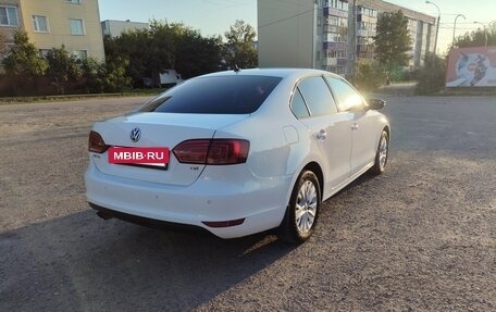 Volkswagen Jetta VI, 2014 год, 1 080 000 рублей, 5 фотография