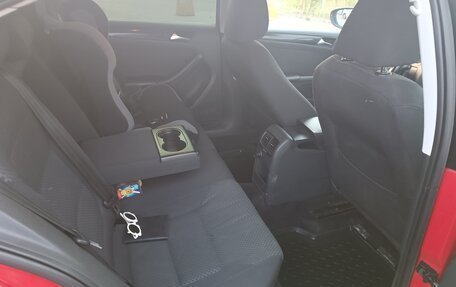 Volkswagen Jetta VI, 2012 год, 725 000 рублей, 14 фотография