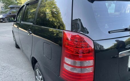 Toyota Wish II, 2003 год, 699 000 рублей, 6 фотография