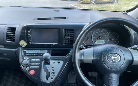 Toyota Wish II, 2003 год, 699 000 рублей, 9 фотография