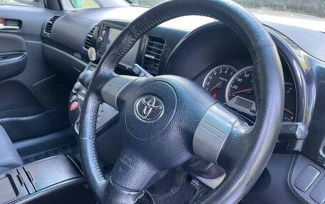 Toyota Wish II, 2003 год, 699 000 рублей, 21 фотография