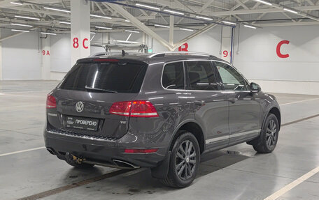 Volkswagen Touareg III, 2010 год, 1 999 000 рублей, 5 фотография