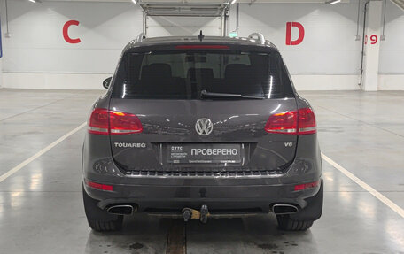 Volkswagen Touareg III, 2010 год, 1 999 000 рублей, 6 фотография