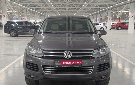 Volkswagen Touareg III, 2010 год, 1 999 000 рублей, 2 фотография