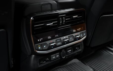 Toyota Land Cruiser, 2022 год, 11 900 000 рублей, 10 фотография