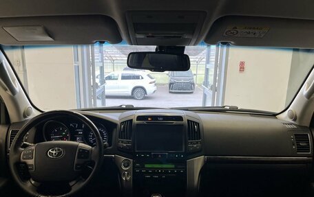Toyota Land Cruiser 200, 2014 год, 3 900 000 рублей, 9 фотография
