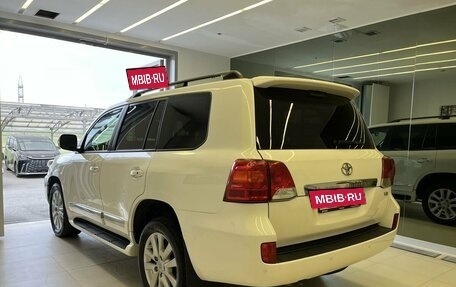 Toyota Land Cruiser 200, 2014 год, 3 900 000 рублей, 6 фотография