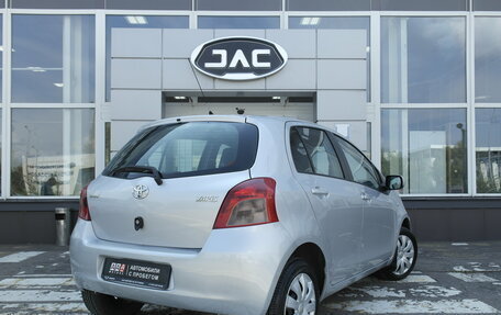 Toyota Yaris III рестайлинг, 2008 год, 470 000 рублей, 5 фотография