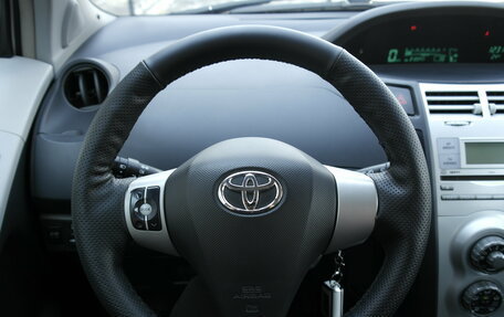 Toyota Yaris III рестайлинг, 2008 год, 470 000 рублей, 10 фотография