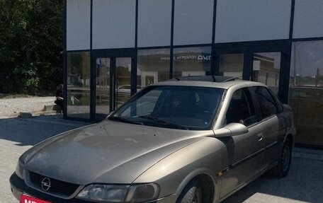 Opel Vectra B рестайлинг, 1996 год, 170 000 рублей, 1 фотография