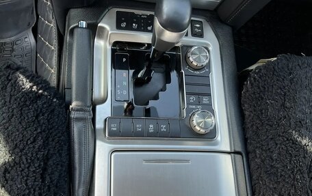 Toyota Land Cruiser 200, 2019 год, 8 200 000 рублей, 14 фотография