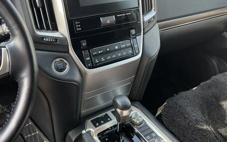 Toyota Land Cruiser 200, 2019 год, 8 200 000 рублей, 9 фотография