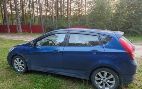 Hyundai Solaris II рестайлинг, 2012 год, 630 000 рублей, 4 фотография