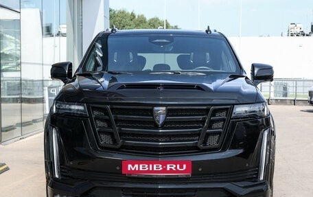 Cadillac Escalade V, 2022 год, 9 949 000 рублей, 2 фотография