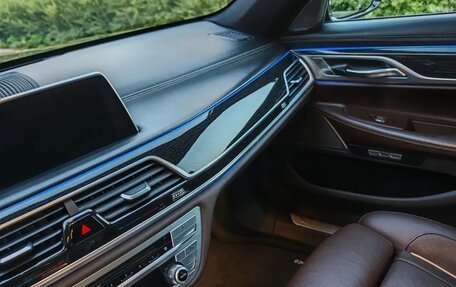BMW 7 серия, 2016 год, 3 895 000 рублей, 9 фотография