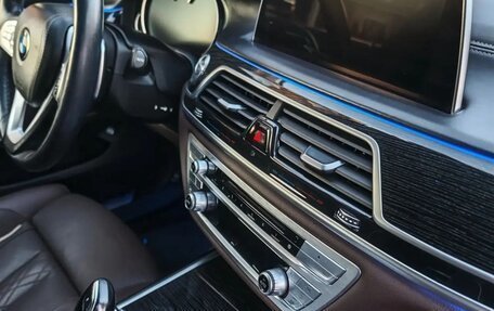 BMW 7 серия, 2016 год, 3 895 000 рублей, 10 фотография