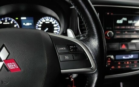 Mitsubishi Outlander III рестайлинг 3, 2013 год, 1 199 000 рублей, 19 фотография