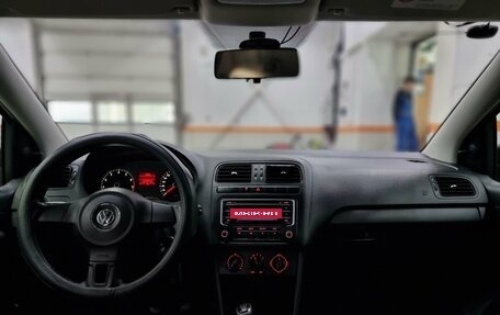 Volkswagen Polo VI (EU Market), 2014 год, 679 000 рублей, 2 фотография