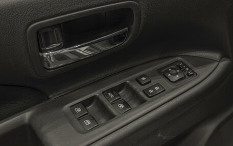Mitsubishi Outlander III рестайлинг 3, 2015 год, 1 420 000 рублей, 16 фотография