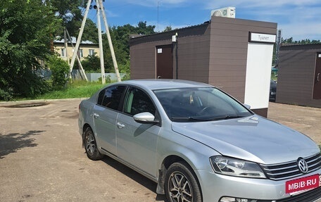Volkswagen Passat B7, 2011 год, 1 050 000 рублей, 2 фотография