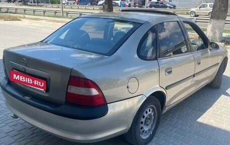 Opel Vectra B рестайлинг, 1996 год, 170 000 рублей, 3 фотография