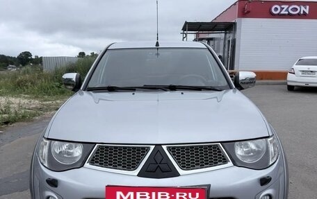 Mitsubishi L200 IV рестайлинг, 2011 год, 1 700 000 рублей, 2 фотография