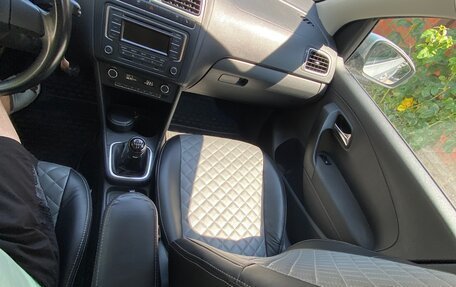 Volkswagen Polo VI (EU Market), 2013 год, 950 000 рублей, 12 фотография