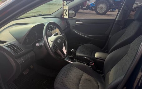 Hyundai Solaris II рестайлинг, 2016 год, 920 000 рублей, 11 фотография