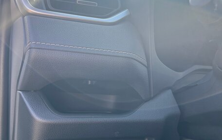 Toyota RAV4, 2021 год, 4 700 000 рублей, 10 фотография