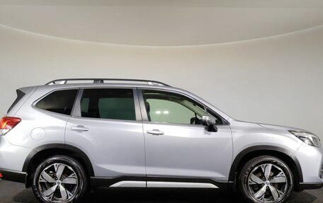 Subaru Forester, 2019 год, 3 000 000 рублей, 3 фотография