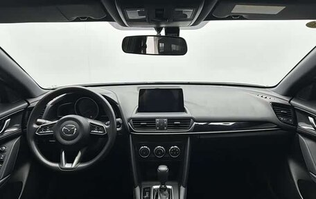 Mazda CX-4, 2023 год, 1 500 666 рублей, 10 фотография