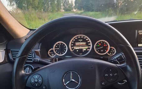 Mercedes-Benz E-Класс, 2013 год, 1 837 000 рублей, 16 фотография
