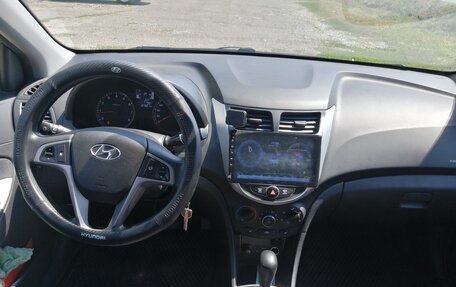 Hyundai Solaris II рестайлинг, 2016 год, 980 000 рублей, 7 фотография