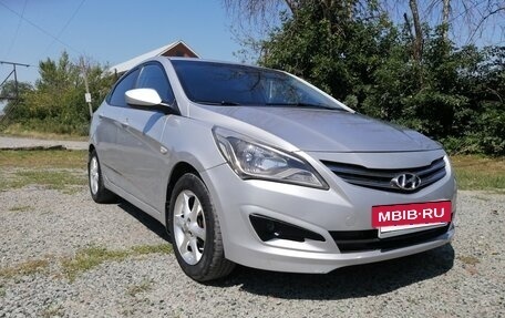 Hyundai Solaris II рестайлинг, 2016 год, 980 000 рублей, 2 фотография