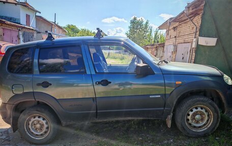 Chevrolet Niva I рестайлинг, 2011 год, 310 000 рублей, 4 фотография