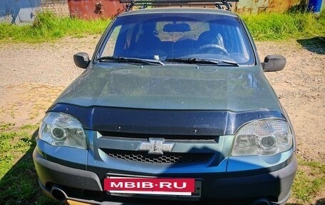Chevrolet Niva I рестайлинг, 2011 год, 310 000 рублей, 2 фотография