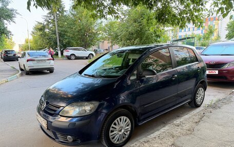 Volkswagen Golf Plus I, 2007 год, 395 000 рублей, 2 фотография