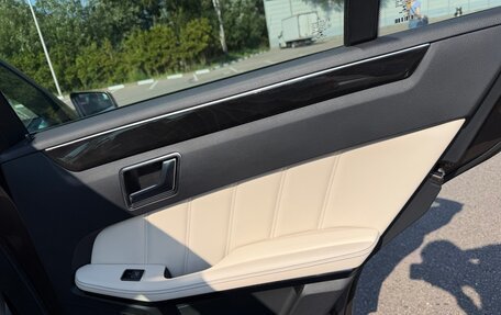 Mercedes-Benz E-Класс, 2014 год, 2 250 000 рублей, 26 фотография