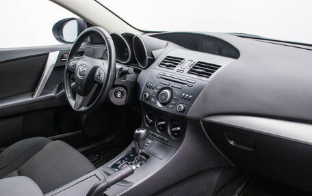 Mazda 3, 2013 год, 670 000 рублей, 11 фотография