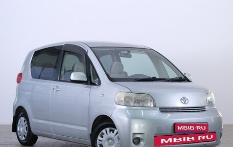 Toyota Porte II, 2006 год, 599 000 рублей, 1 фотография