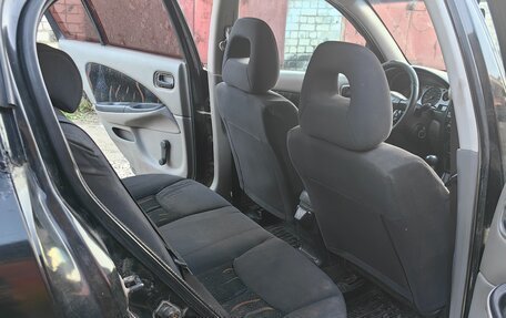 Nissan Almera, 2001 год, 200 000 рублей, 6 фотография
