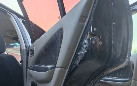 Nissan Almera, 2001 год, 200 000 рублей, 10 фотография