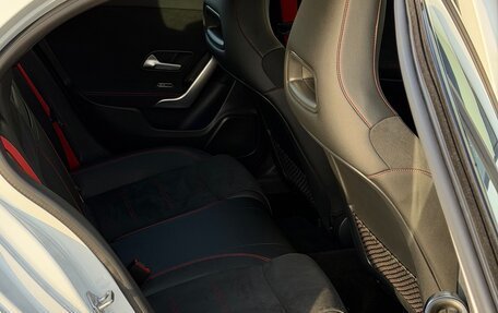 Mercedes-Benz A-Класс AMG, 2022 год, 5 650 000 рублей, 14 фотография