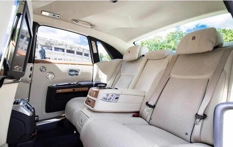Rolls-Royce Ghost I, 2017 год, 17 000 000 рублей, 5 фотография