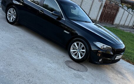 BMW 5 серия, 2016 год, 1 550 000 рублей, 13 фотография