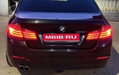 BMW 5 серия, 2016 год, 1 550 000 рублей, 3 фотография