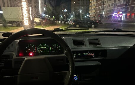 Mitsubishi Lancer VII, 1987 год, 260 000 рублей, 3 фотография