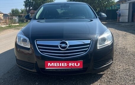 Opel Insignia II рестайлинг, 2011 год, 900 000 рублей, 2 фотография