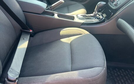 Opel Insignia II рестайлинг, 2011 год, 900 000 рублей, 35 фотография